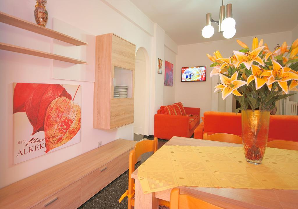 Top Relax Apartment อาลัสซิโอ ภายนอก รูปภาพ